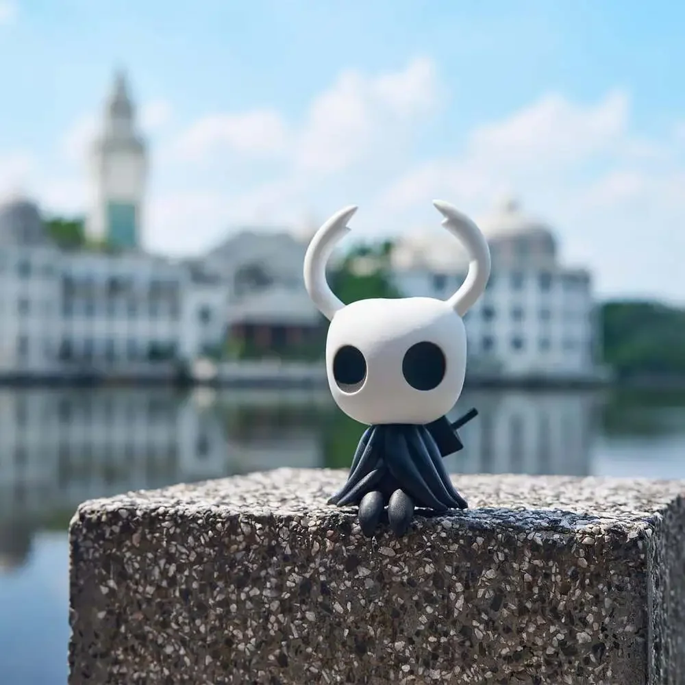 Hollow Knight Figure | Black White 3D Printed PLA | 9Cm Desk Display